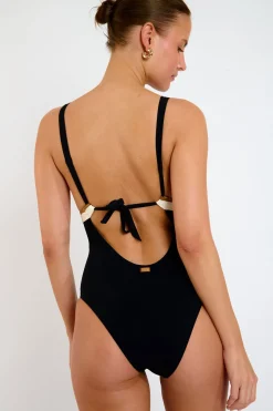 ONE PIECE Black ODALIS MONTECITO
