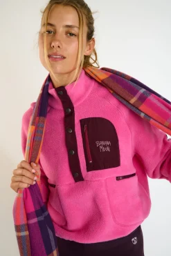 Polar Pink NUZZLE HILLSIDE