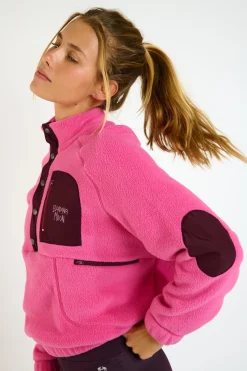 Polar Pink NUZZLE HILLSIDE