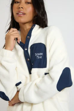 Polar Ecru NUZZLE HILLSIDE